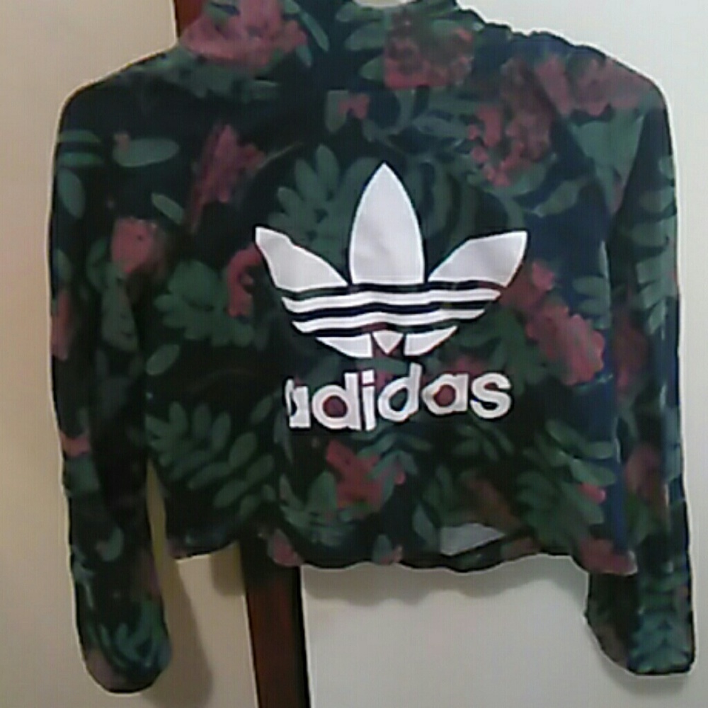 Adidas crop top long sleeve